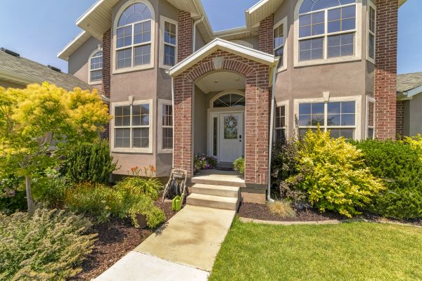 Cost of Transom Window Replacement in Plano